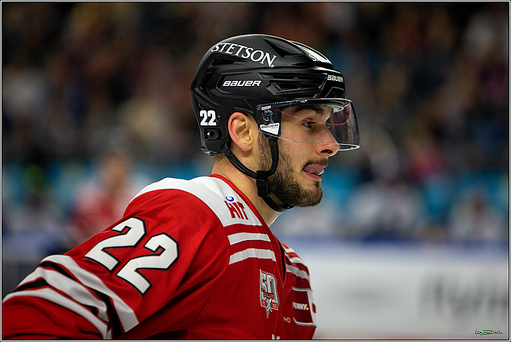 PENNY DEL; Koelner Haie- Straubing Tigers; Koeln, 09.10.2022